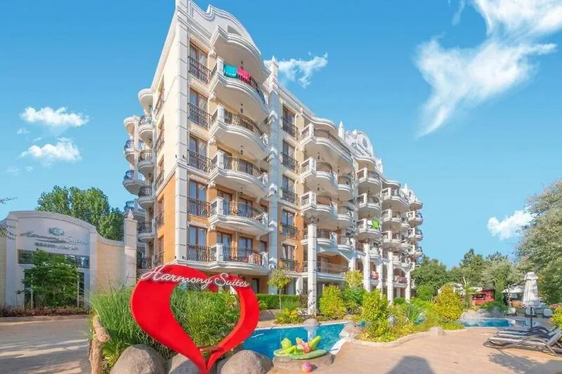 obiekt, teren hotelu, basen