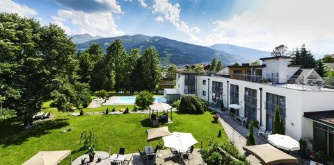 basen, teren hotelu, obiekt