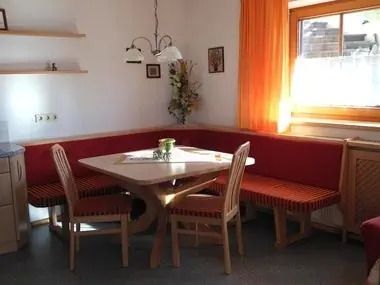 Haus Holaus 2.5*