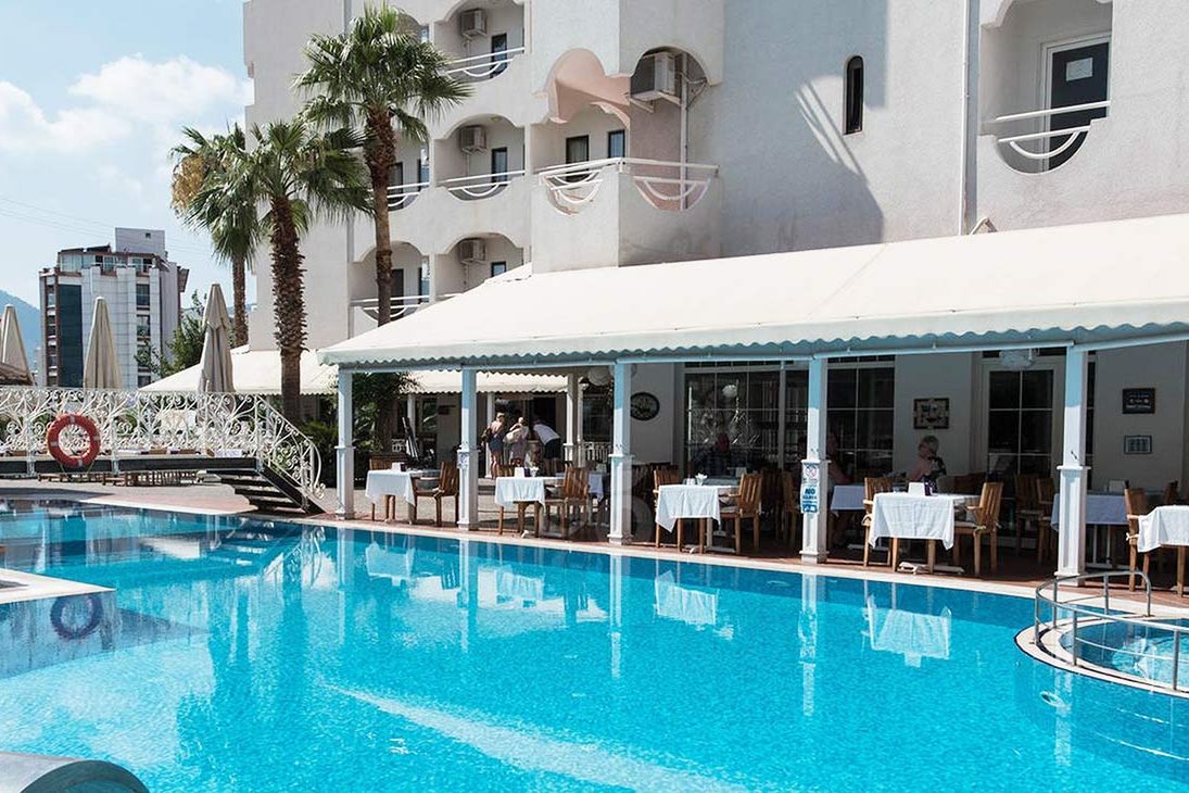 restauracja, basen, teren hotelu