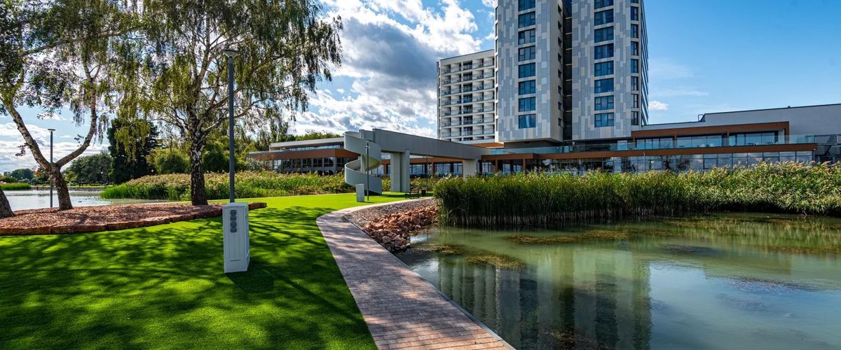 obiekt, teren hotelu