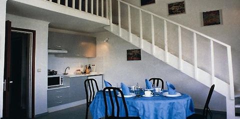 pokój, kuchnia / aneks kuchenny