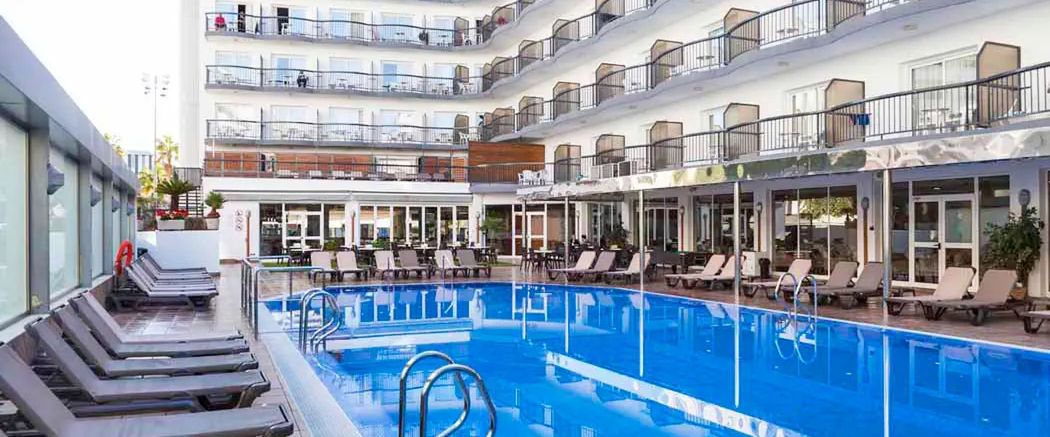 teren hotelu, basen