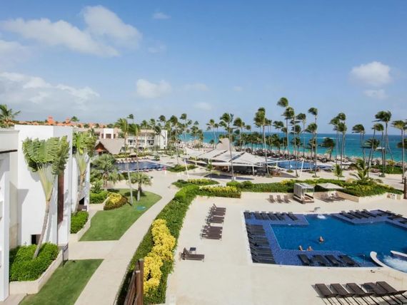 teren hotelu, basen, plaża