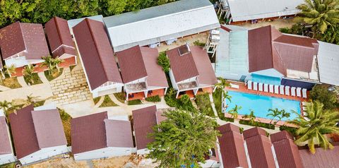 teren hotelu, basen