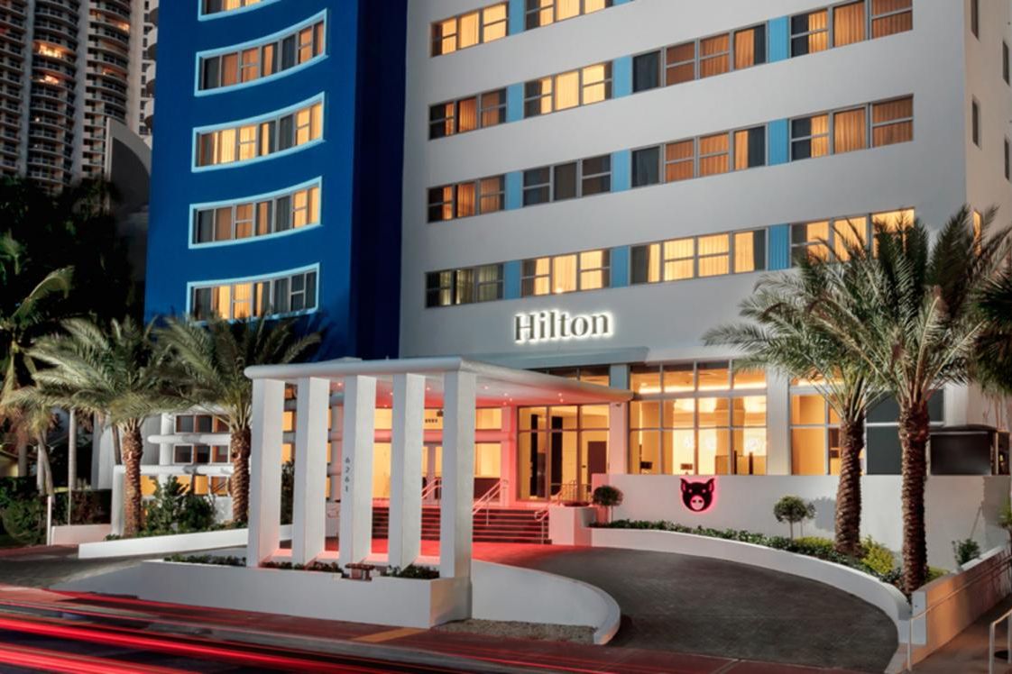 obiekt, budynek główny, teren hotelu