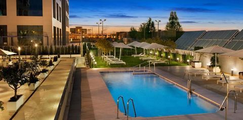 teren hotelu, basen, obiekt