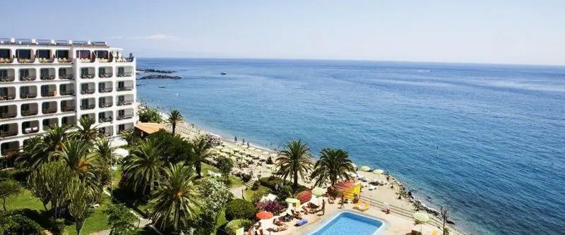 obiekt, teren hotelu, basen