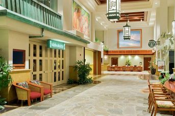 Hilton Hawaiian Village Beach Resort