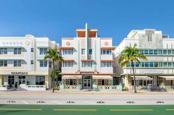 Hilton Vacation Club Crescent On South Beach