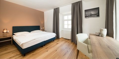 budynek główny, pokój, apartament