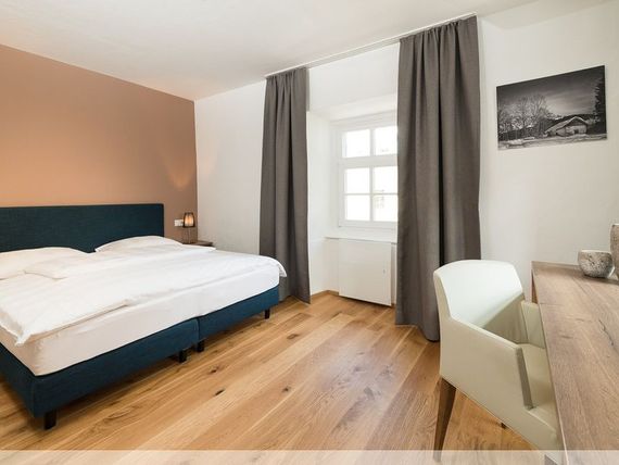 Schorhof 4*