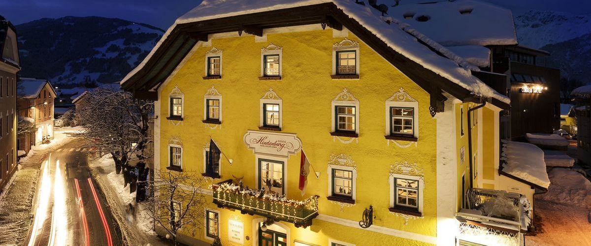 obiekt, budynek główny, teren hotelu