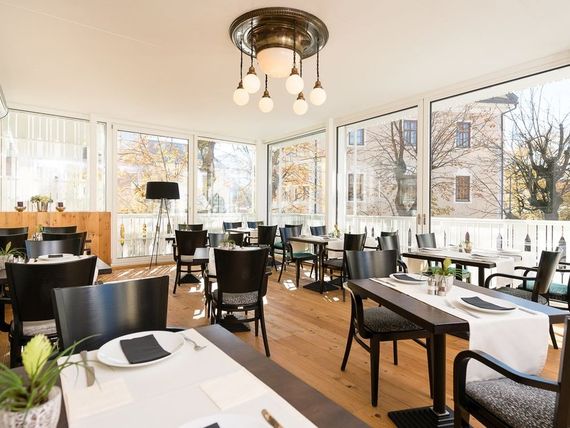 Schorhof 4*