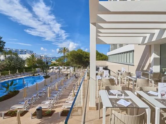 teren hotelu, restauracja