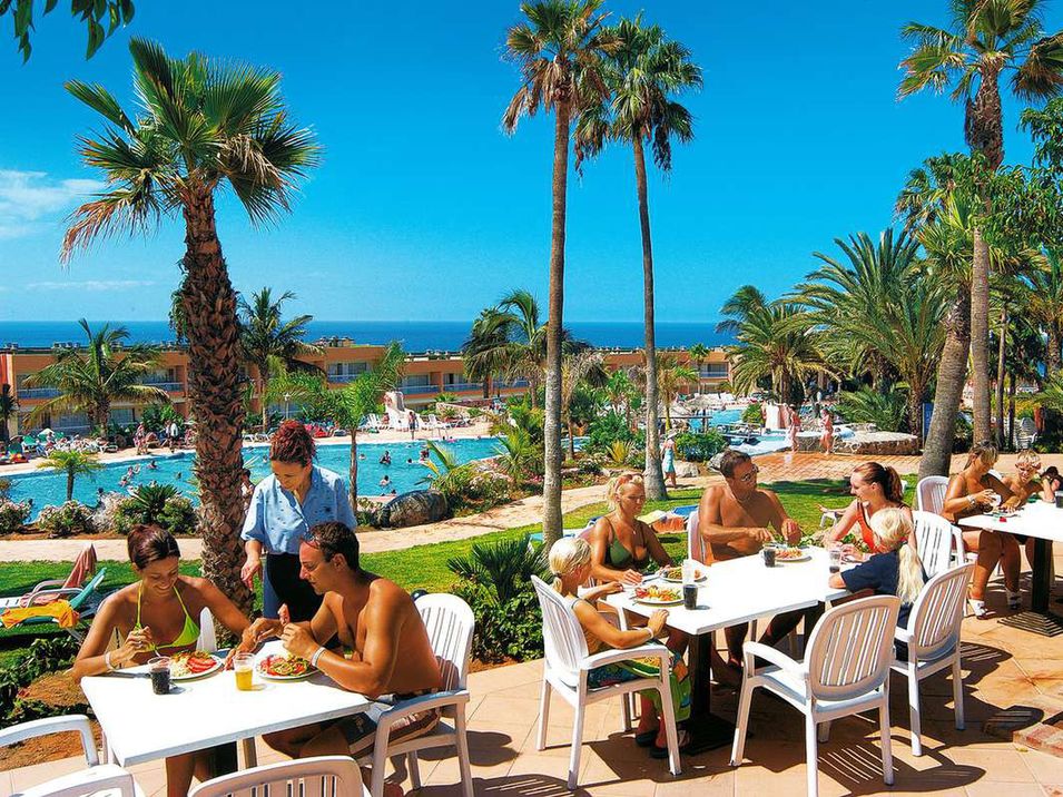 beach bar