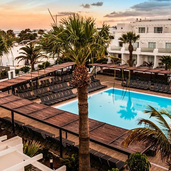 Sentido Aequora Lanzarote Suites — Puerto del Carmen, Hiszpania