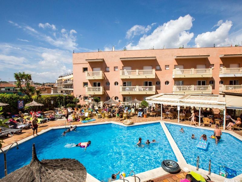 Alba Seleqtta (Lloret de Mar)