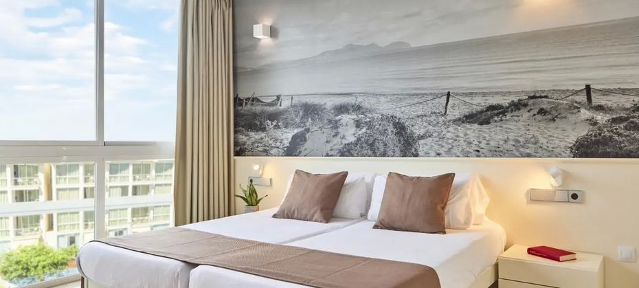 Zafiro Alzinar Mar (ex. Alegria Alzinar Mar Suites)