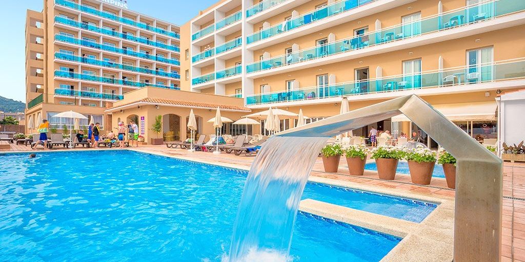 Hiszpania First Deal na 7 dni w lipcu: 4⋆ hotel od 3 890 zł (aktualizacja ceny)