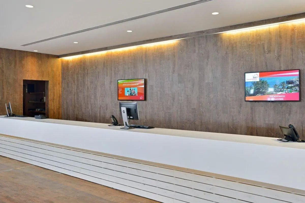 Alua Calas de Mallorca Resort (ex. Sol) - recepcja / lobby