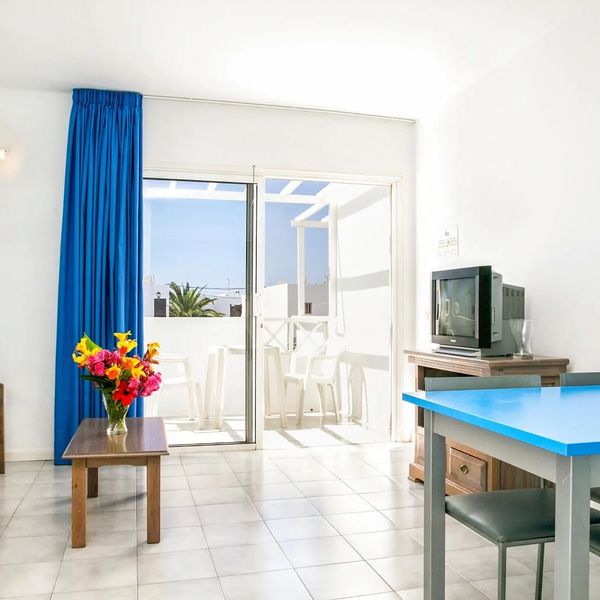 Apartamentos LIVVO Oasis (ex. THe Oasis Apartments)