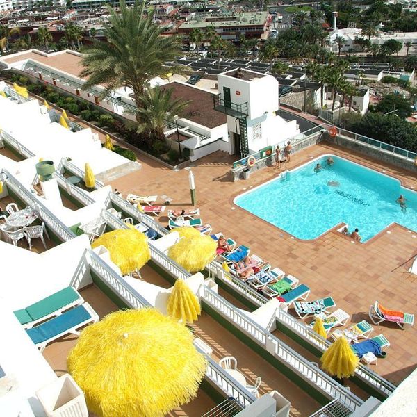 Apartamentos Servatur Montebello
