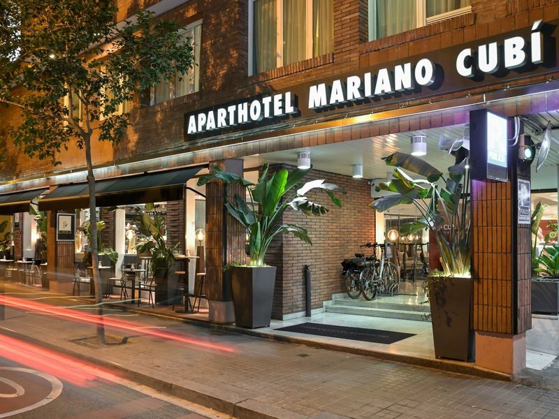 Aparthotel Mariano Cubi 4*