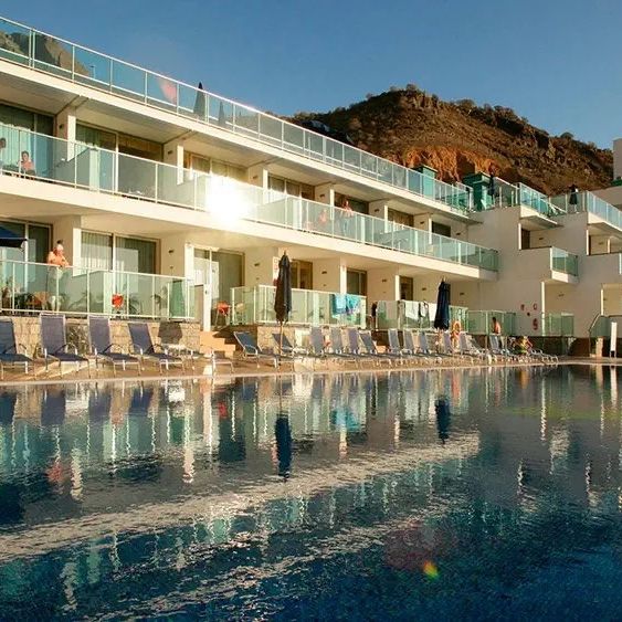 Aparthotel Morasol Suites