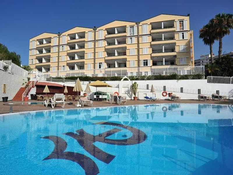 Apartments Dorotea 2*