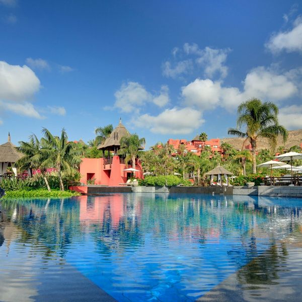 Asia Gardens Thai Spa a Royal Hideaway