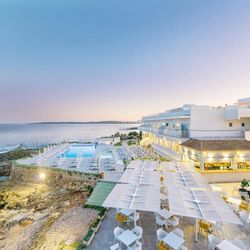 Atolon Kaafu Beach Club