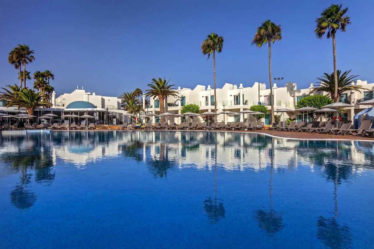 Fuerteventura (7 dni) w Barcelo Corralejo Sands z Berlin (BB)