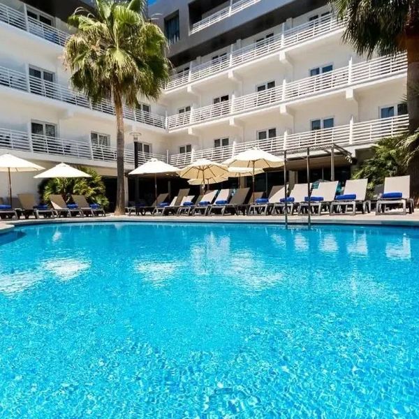 Barcelo Hamilton