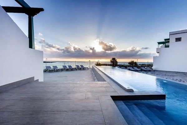 Barcelo Teguise Beach