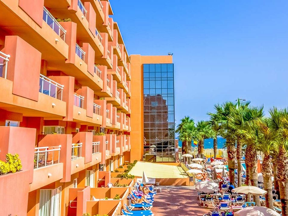 obiekt, teren hotelu