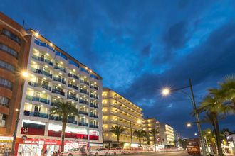 Blau Apartments