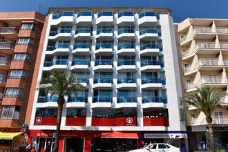 Blau Apartments