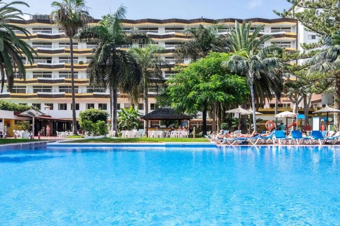 Blue Sea Puerto Resort - basen