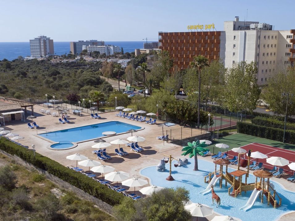 teren hotelu, basen, dla dzieci