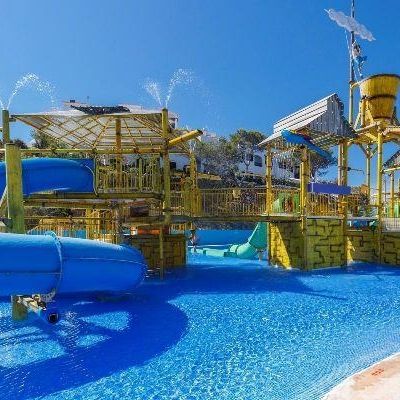 Fergus Club Carema Splash