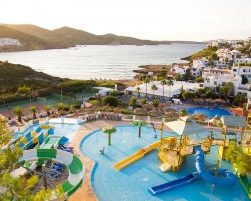 Fergus Club Carema Splash