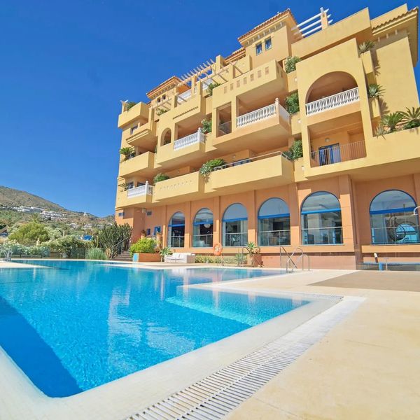 Casamaia Apartments (ex. Holiday Hydros)