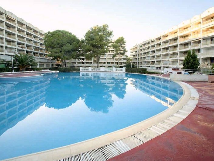 Catalonia Park 2.5*