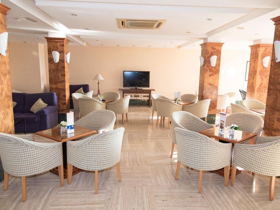 teren hotelu, kawiarnia