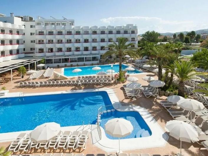 Coral Star Apartments