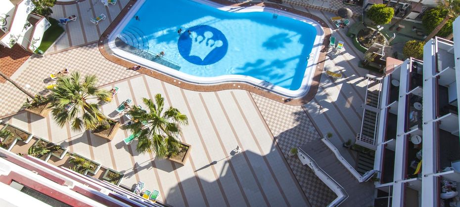 Corona Blanca Apartments
