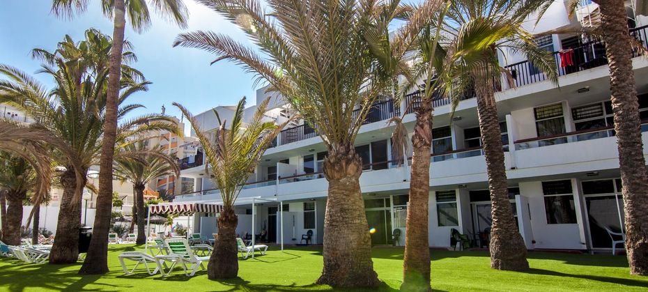 Corona Blanca Apartments