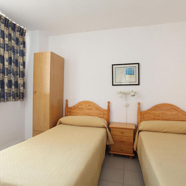 Dynastic Rooms Apartments (ex. Mayra Apartamenty)