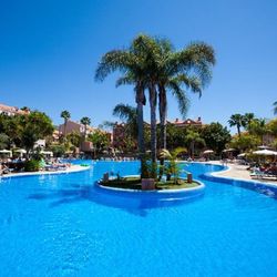 El Duque Aparthotel